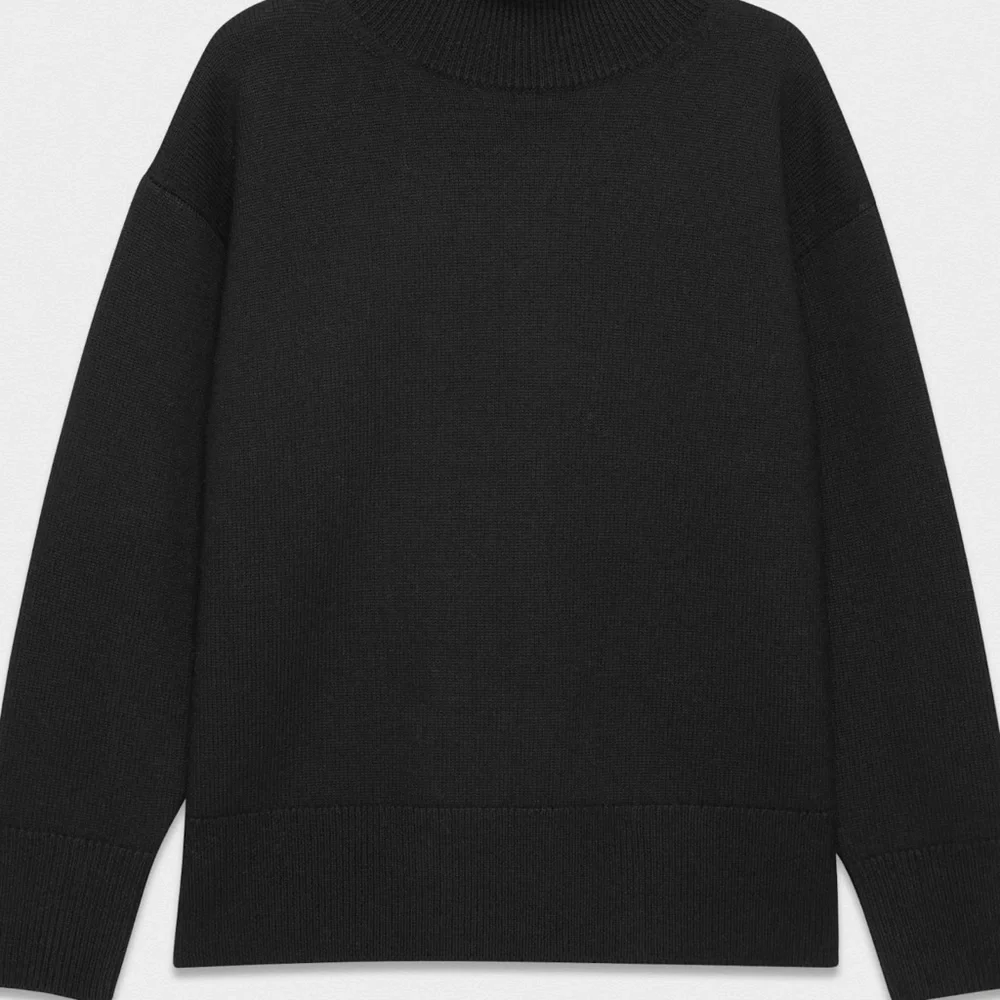 Aritzia Babaton 100% Merino Wool Black Turtleneck Sweater - Soft Rib Knit NWT - Picture 8 of 10